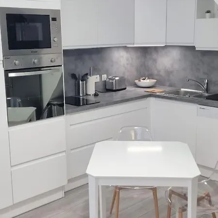 Apollinaire - Tres Jolie Maison - Jardin - 3pers Prázdninový dům *